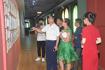 把握新常态 实现共发展 山东省烟台栖霞市领导一行莅临恒运能源集团旗下农业产业百枣纲目（集团）参观考察